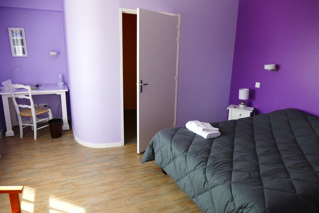 ホテル Logis La Rose Des Vents ボルヴィック 部屋 写真