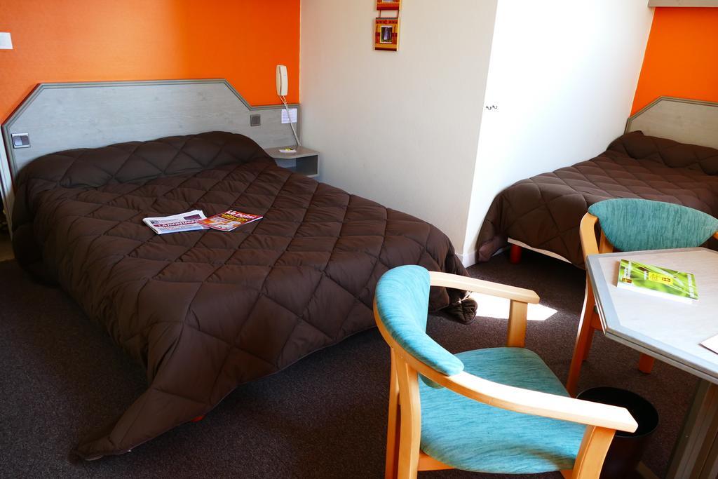 ホテル Logis La Rose Des Vents ボルヴィック 部屋 写真