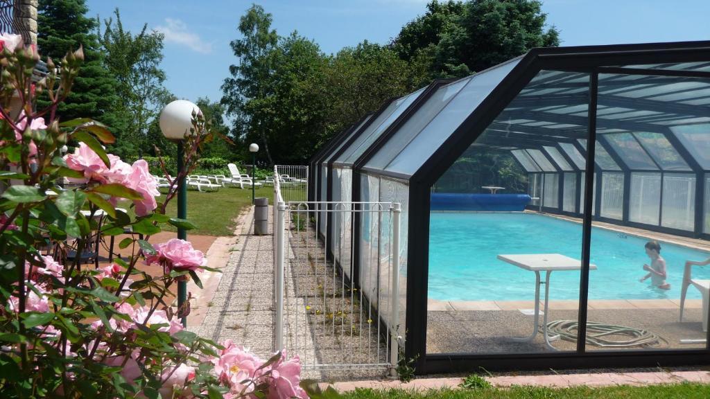 ホテル Logis La Rose Des Vents ボルヴィック 部屋 写真